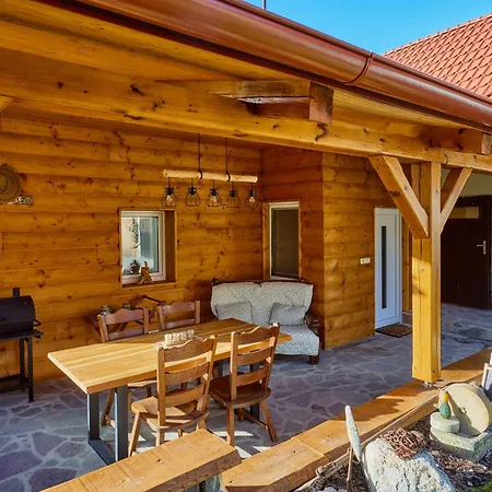 Chaloupka Na šumavě Apartmán Konopiste (Prachatice)